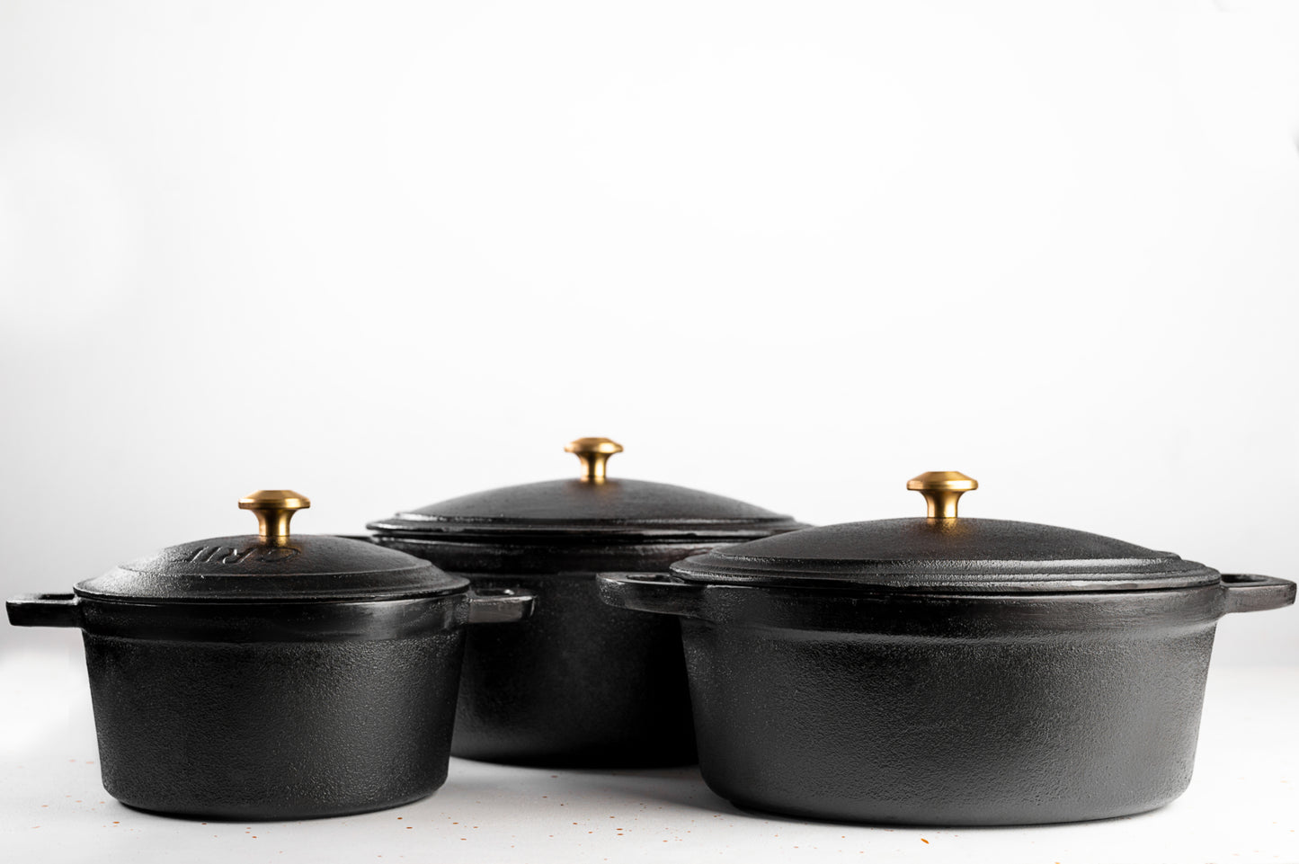 THREE OF A KIND: 3 DUTCH OVENS SET