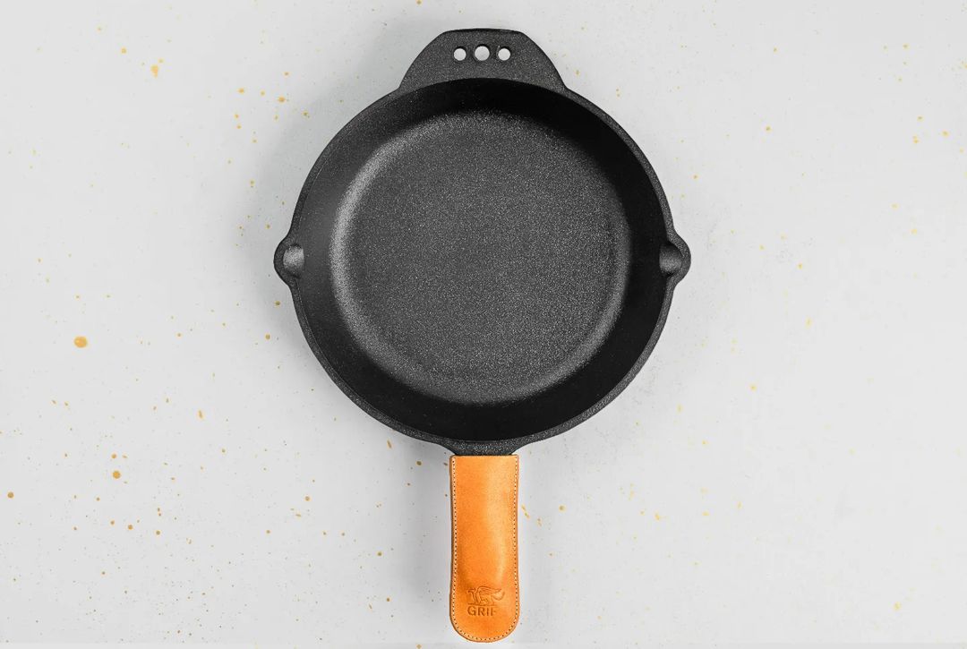 30 CM CAST IRON SKILLET
