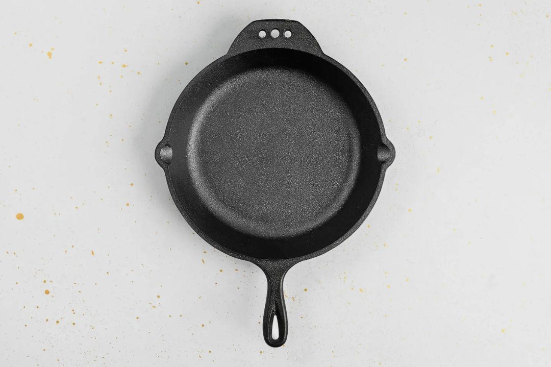 30 CM CAST IRON SKILLET