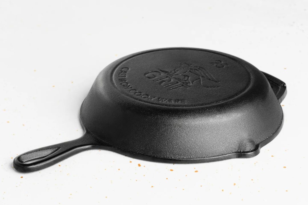 25 CM CAST IRON SKILLET