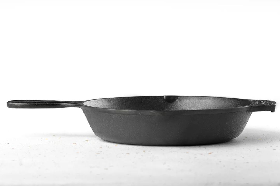 25 CM CAST IRON SKILLET