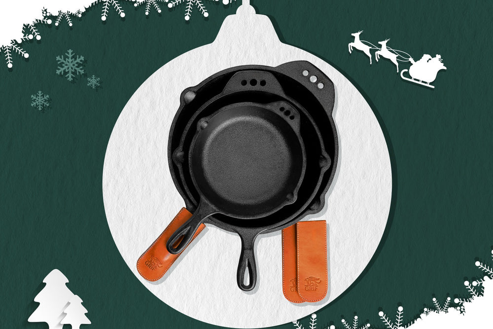 🎄Holiday Cheer: 3 SKILLETS AND 3 LEATHER HANDLE COVERS