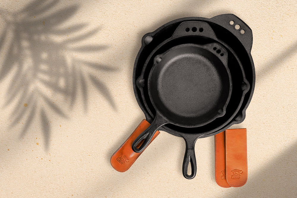 SUNRISE: 3 SKILLETS AND 3 LEATHER HANDLE COVERS
